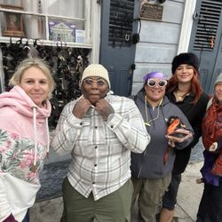 Anansi's Daughters - By the end of the tour, our group felt like family!!