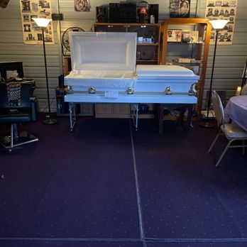 Flint Caskets And Memorials - Funeral Services & Cemeteries Near Me - Flint, Michigan Flint Caskets And Memorials - Funeral Services & Cemeteries Near Me - Flint, Michigan