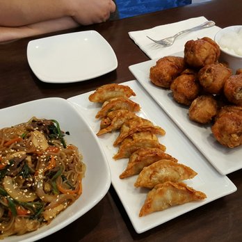 Bonchon San Jose - Blossom Hill Rd - Splurge!  Japchae, potstickers, 10-piece drums...the fried skins were perfect.  Flavor, pretty good.  Japchae was decent -- have had better. - Chicken Wings Near Me - San Jose, California