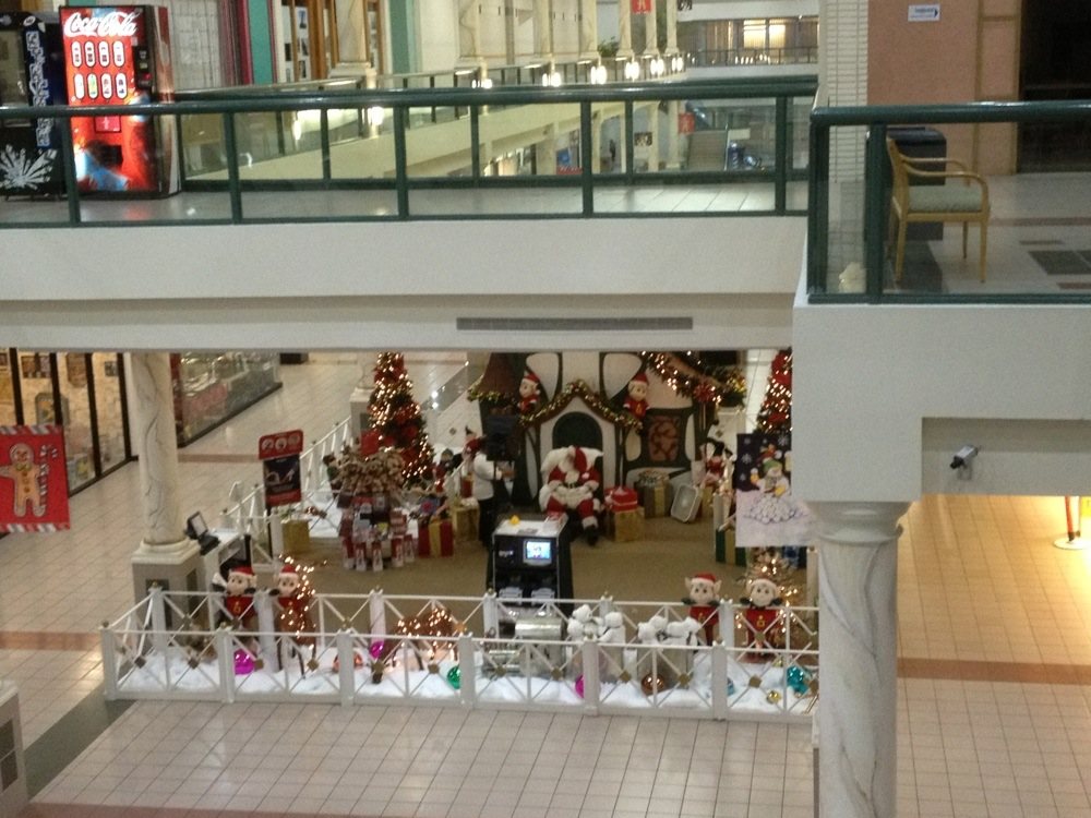 TANGLEWOOD MALL Updated September 2024 12 Reviews 4420A Electric Rd, Roanoke, Virginia