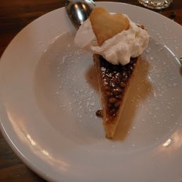 Pinon dessert with housemade créme. Outstanding. Pinon dessert with housemade créme. Outstanding.