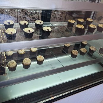 The Apron & Whisk - cupcakes - Cupcakes Near Me - Union City, California The Apron & Whisk - cupcakes - Cupcakes Near Me - Union City, California