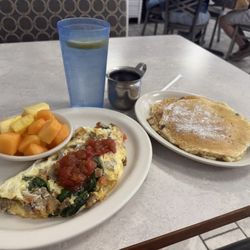 Fairgrounds Cafe - Turkey veggie omlette with a choc chip pancake (ask for Salsa!)