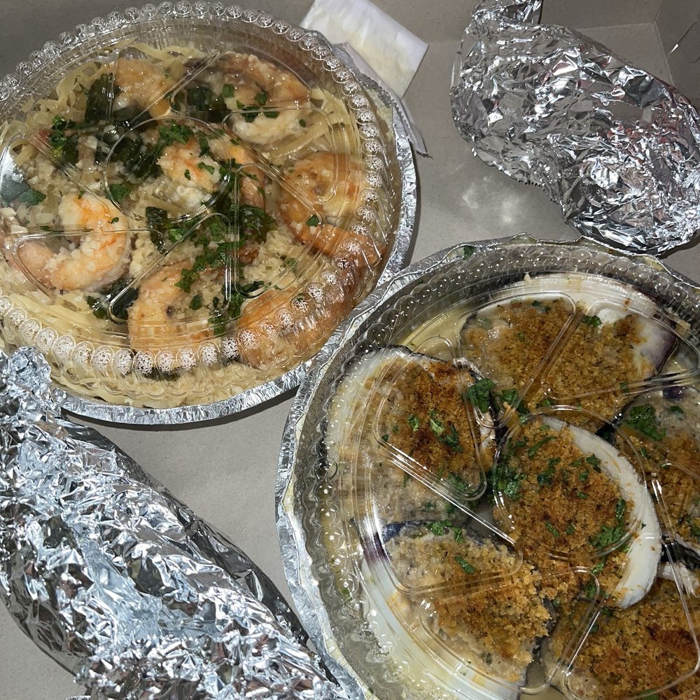 Knapp Pizza III - Shrimp Scampi, Baked Clams - Pizza Near Me - Brooklyn, New York Knapp Pizza III - Shrimp Scampi, Baked Clams - Pizza Near Me - Brooklyn, New York