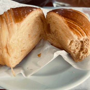 Cafe Java - Cafes Near Me - Porto, 13