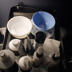Body Obsession Massage - Preparing for a luxury facial.