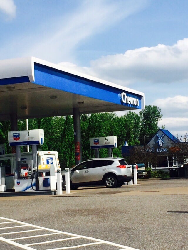 CHEVRON Updated August 2024 19055 Beavercreek Rd, Oregon City