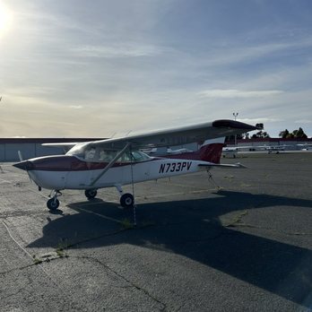 California Airways - Really cute plane! - Flight Instruction Near Me - Hayward, California