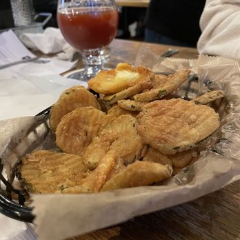Apponaug Brewing Company - Fried pickles and Boisterous sour beer - Brewpubs Near Me - Warwick, Rhode Island
