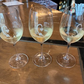 Crú - A Wine Bar - Old school flight #3 - Wine Bars Near Me - Dallas, Texas Crú - A Wine Bar - Old school flight #3 - Wine Bars Near Me - Dallas, Texas
