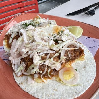 La Famosa - Pork tacos on happy hour - Puerto Rican Near Me - Washington, DC, District of Columbia