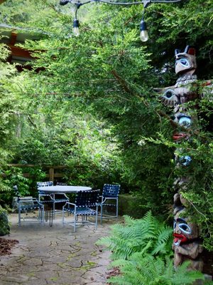 Cafe in the Woods does not exist - go to Seabiscuit Bakery for new info by null