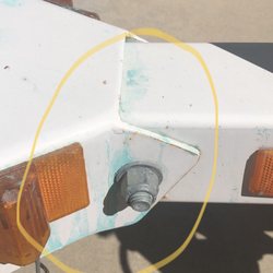 Roberto's Boat Repair - More paint overspray all over my boat