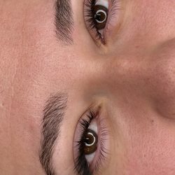 Lash Well - Foxy Lash Extensions