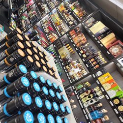 Store 2 Door