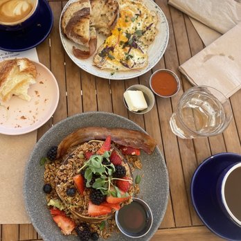 Blueys Kitchen - Sweet Squash Pancakes, Basic Bitch Brekkie, croissant, Coffee Brewer and 12oz Latte.... - Cafes Near Me - Santa Monica, California