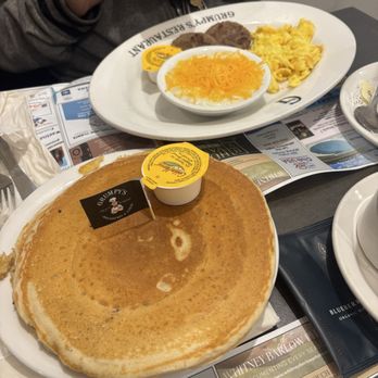 Grumpy's Restaurant - Grumpy's Country Breakfast - Breakfast & Brunch Near Me - Orange Park, Florida