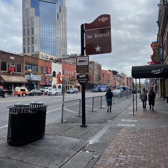Broadway Historic District - Local Flavor Near Me - Nashville, Tennessee Broadway Historic District - Local Flavor Near Me - Nashville, Tennessee
