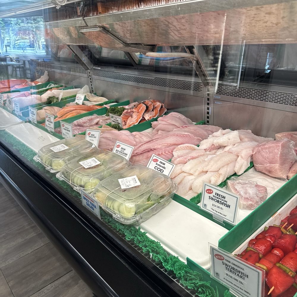 Fish King - Fresh caught fish - Seafood Markets Near Me - Glendale, California