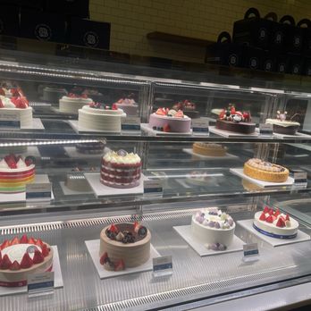 Paris Baguette - Whole cakes available for purchase - Bakeries Near Me - Dublin, California Paris Baguette - Whole cakes available for purchase - Bakeries Near Me - Dublin, California