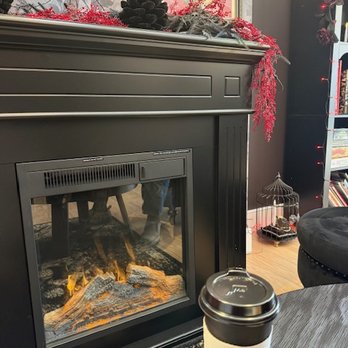 Raven’s Bakehouse - Cozy! - Coffee & Tea Near Me - New Milford, Connecticut Raven’s Bakehouse - Cozy! - Coffee & Tea Near Me - New Milford, Connecticut