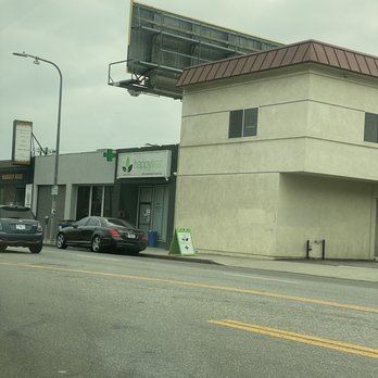Muha Meds - You can pull up right to the door if there's space. - Cannabis Dispensaries Near Me - Los Angeles, California Muha Meds - You can pull up right to the door if there's space. - Cannabis Dispensaries Near Me - Los Angeles, California
