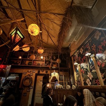 Skull & Crown Trading - Tiki Bars Near Me - Honolulu, Hawaii Skull & Crown Trading - Tiki Bars Near Me - Honolulu, Hawaii