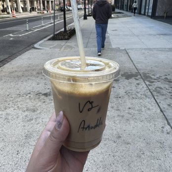 The Coffee Bar - Iced vanilla latte - Coffee & Tea Near Me - Washington, DC, District of Columbia