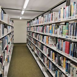West Hartford Public Library - Noah Webster Branch