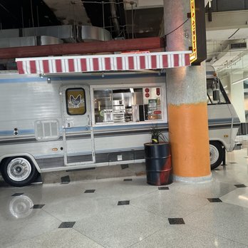 Queen's Quay Terminal - Joe bird to go truck (before opening time) - Shopping Centers Near Me - Toronto, Ontario Queen's Quay Terminal - Joe bird to go truck (before opening time) - Shopping Centers Near Me - Toronto, Ontario