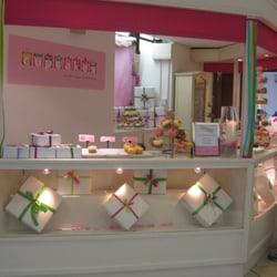Cupcakes by the Sugar Loaf Bakery