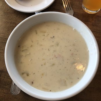Sam's Chowder House - Bowl of clam chowder - Seafood Near Me - Half Moon Bay, California Sam's Chowder House - Bowl of clam chowder - Seafood Near Me - Half Moon Bay, California