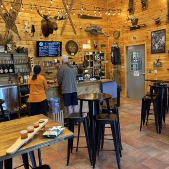 Upper Hand Brewery - Inside bar area - Breweries Near Me - Escanaba, Michigan