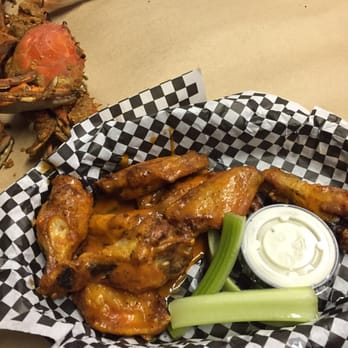 Captain James Crab House - Wings were really good as well - Seafood Near Me - Baltimore, Maryland