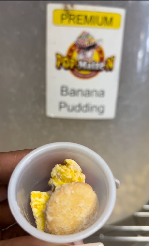 Pop-Maize-N Gourmet Popcorn Logo