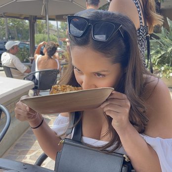 Le Cafe De La Plage - Coffee & Tea Near Me - Malibu, California Le Cafe De La Plage - Coffee & Tea Near Me - Malibu, California
