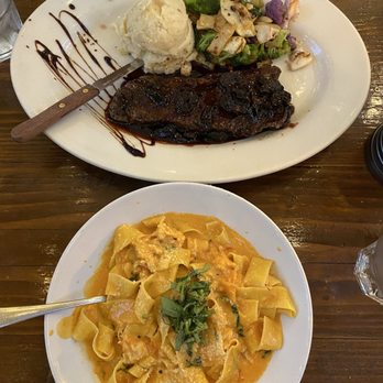 Tarantella on 4th - Lobster pasta & sirloin steak - Italian Near Me - Long Beach, California Tarantella on 4th - Lobster pasta & sirloin steak - Italian Near Me - Long Beach, California
