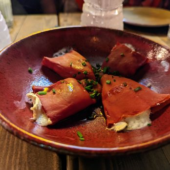 La Alcoba Azul - Goat cheese in peppers. - Tapas Bars Near Me - Barcelona, B La Alcoba Azul - Goat cheese in peppers. - Tapas Bars Near Me - Barcelona, B