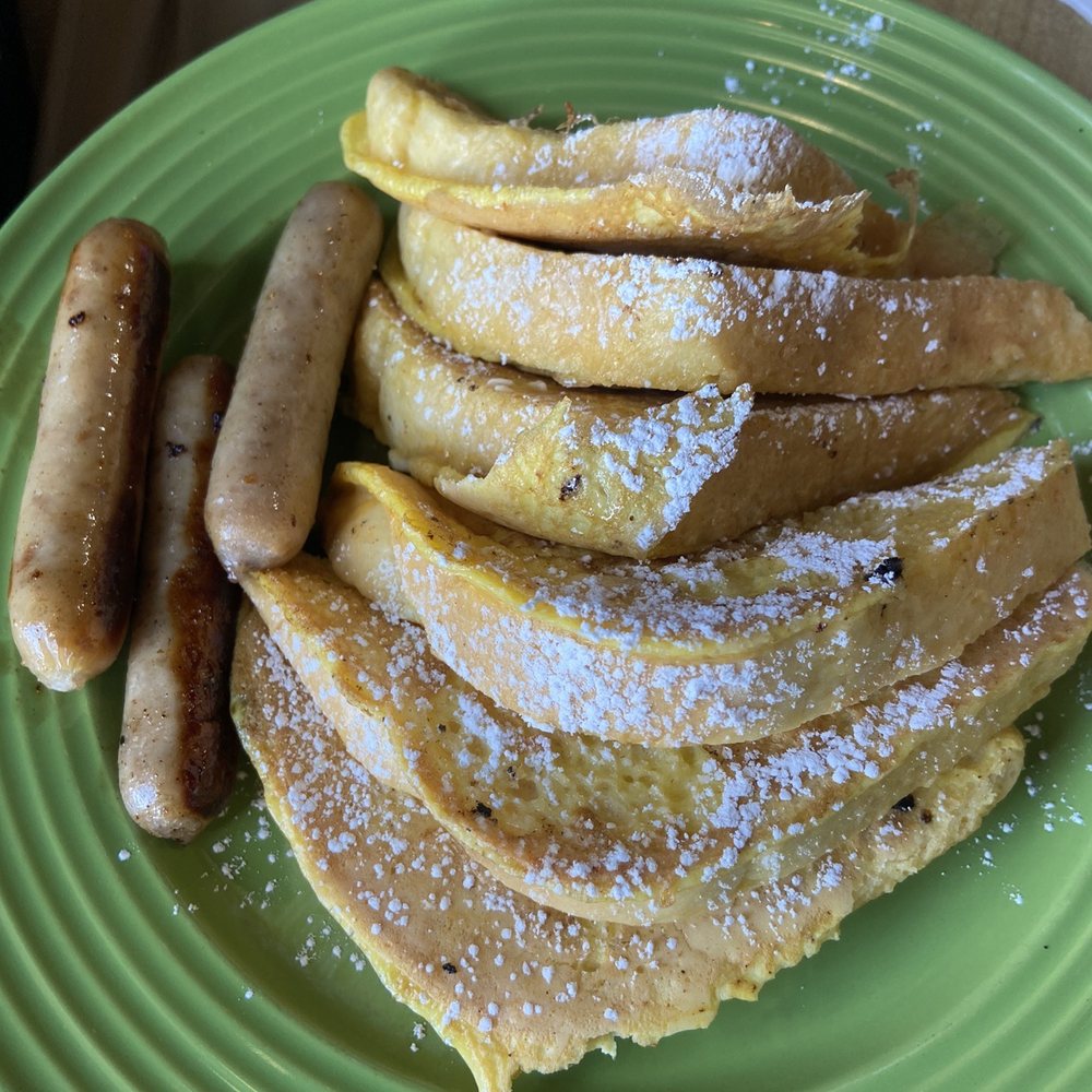 Lamplight Cafe & Bakery - French toast & fresh sausage - Bakeries Near Me - Perrysburg, Ohio Lamplight Cafe & Bakery - French toast & fresh sausage - Bakeries Near Me - Perrysburg, Ohio