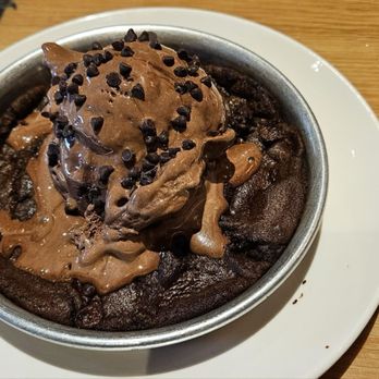 BJ's Restaurant & Brewhouse - Triple Chocolate Chunk Pizookie - Breweries Near Me - Las Vegas, Nevada BJ's Restaurant & Brewhouse - Triple Chocolate Chunk Pizookie - Breweries Near Me - Las Vegas, Nevada