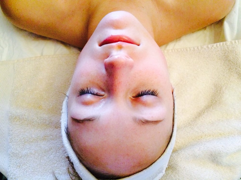 Exquisite Skin Therapy Logo