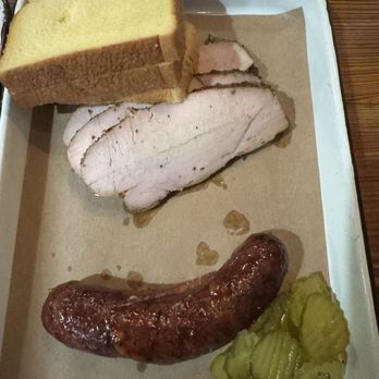 Burnt Bean- Seguin - Sausage and Turkey! - Barbeque Near Me - Seguin, Texas