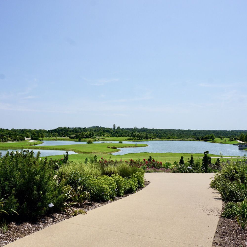 Tulsa Botanic Garden - Botanical Gardens Near Me - Tulsa, Oklahoma