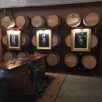 Vinoce - Wine Bars Near Me - Napa, California Vinoce - Wine Bars Near Me - Napa, California
