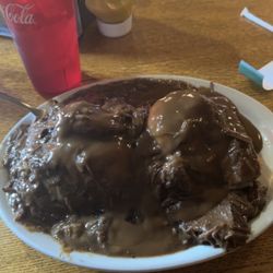 Darmstadt Inn - Openfaced roast beef sandwich (full portion)