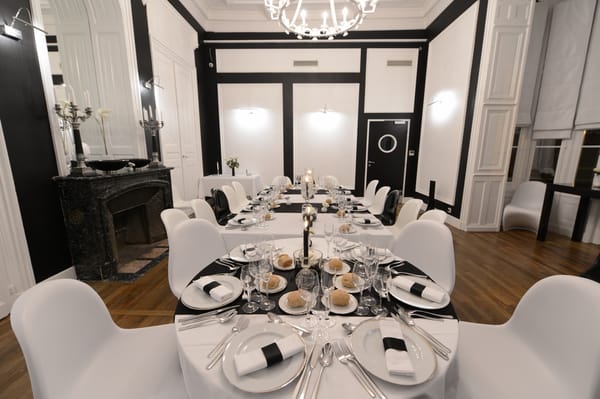 Art Hotel Tours by null