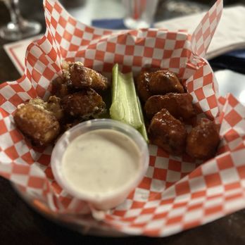 Rocco's Tavern - Boneless wings - Pizza Near Me - Los Angeles, California Rocco's Tavern - Boneless wings - Pizza Near Me - Los Angeles, California