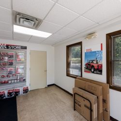 StorQuest Self Storage