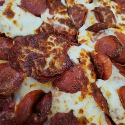 Pizza Pirate - Double peperoni, extra cheese