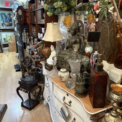 Jerry's Antiques and Estate Sales